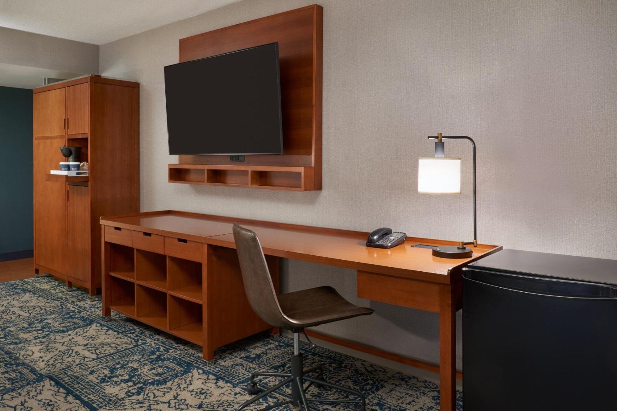 Four Points By Sheraton Hotel & Conference Centre Gatineau-Ottawa Εξωτερικό φωτογραφία
